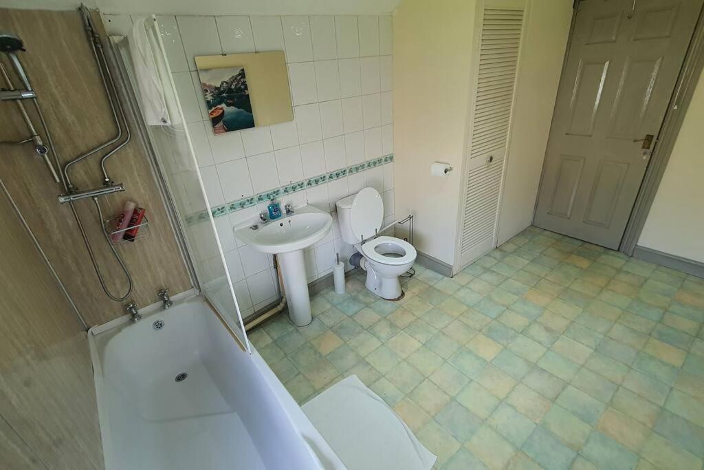 Free Netflix, Large House, Great Price Apartment Cardiff Ngoại thất bức ảnh